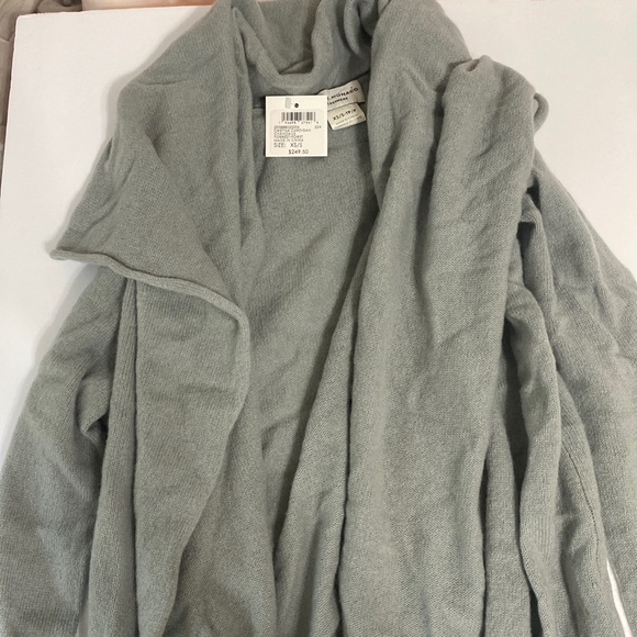 NWT Club Monaco Cristina gray cashmere cardigan. Draped collarasymmetrical hem
